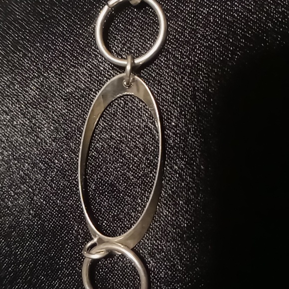 Kohls SO. long necklace with acrylic squares silver circle links. Red & black - Picture 5 of 5